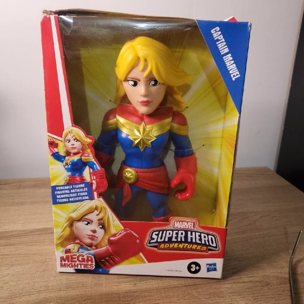 🌸Mega Mighties SuperHero Captain Marvel NIB Playschool Heroes Marvel